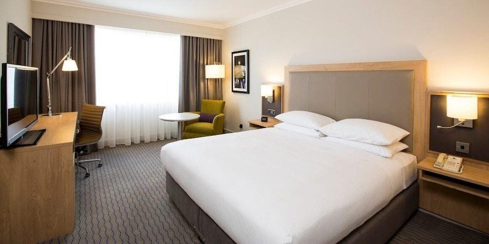 Clayton Hotel Burlington Road Dublino Esterno foto